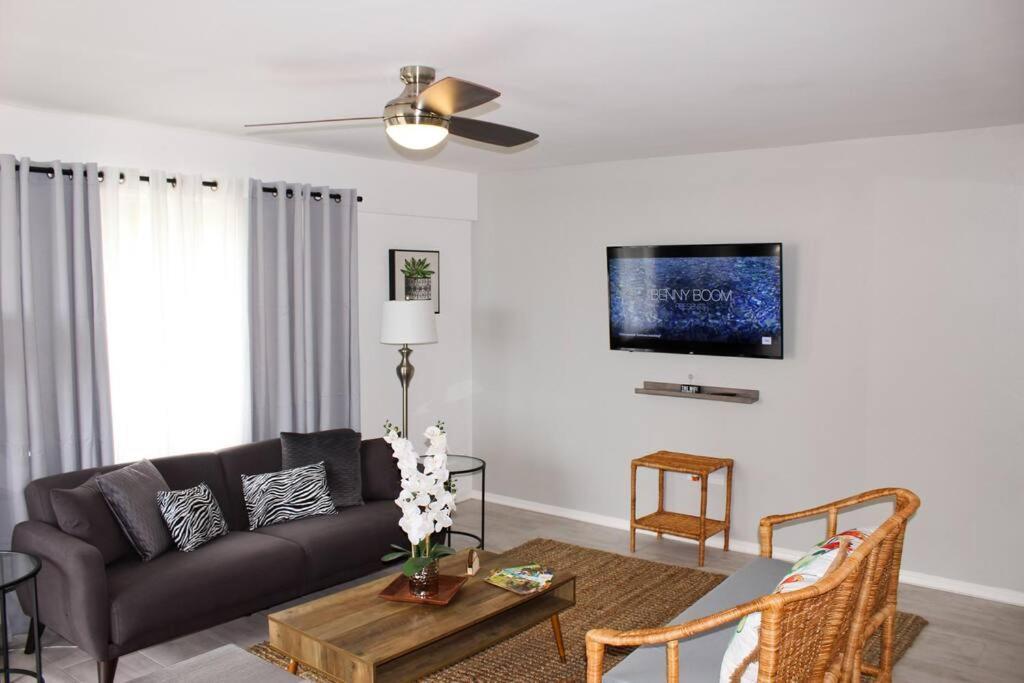 Millie'S Paradise - Bay Beach Ocho Rios Bagian luar foto