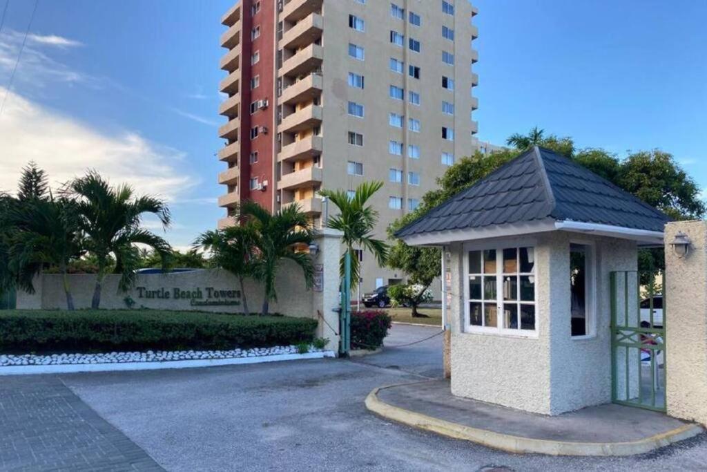 Millie'S Paradise - Bay Beach Ocho Rios Bagian luar foto