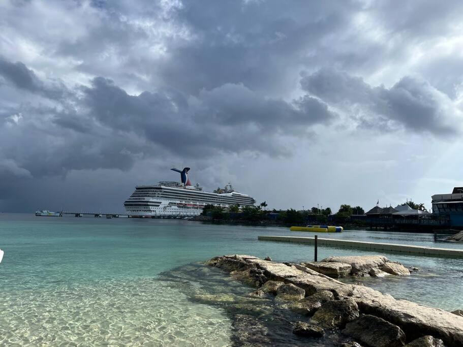 Millie'S Paradise - Bay Beach Ocho Rios Bagian luar foto